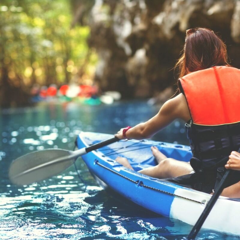 Group on kayaking tour in Sonoma County, California