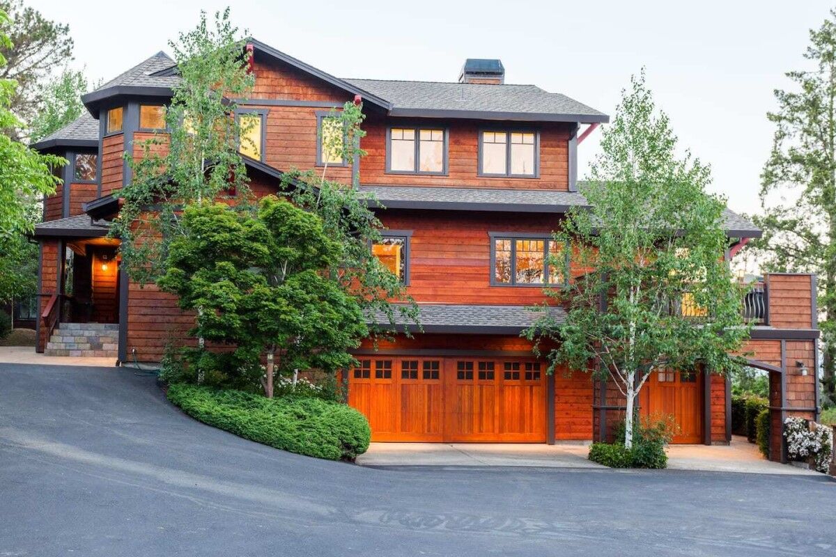 Exterior of Sonoma Estate, a vacation rental home in Sonoma County